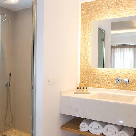 Louis Santorini Apartmanhotel Kamári
