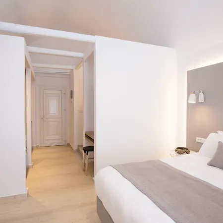 Ξενοδοχείο με διαμερίσματα Louis Santorini Καμάρι