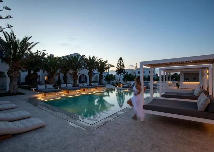 Louis Santorini Kamári