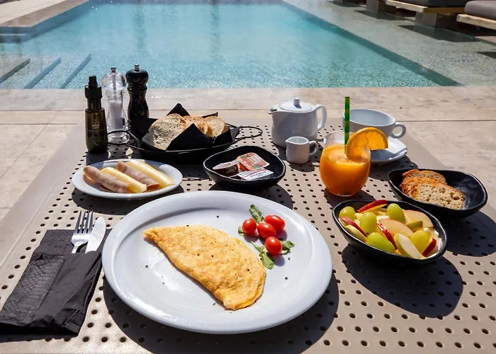 Louis Santorini 4* Kamári