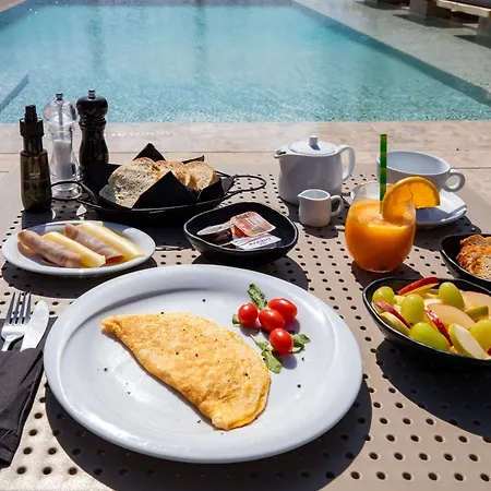 Louis Santorini 4* Kamári