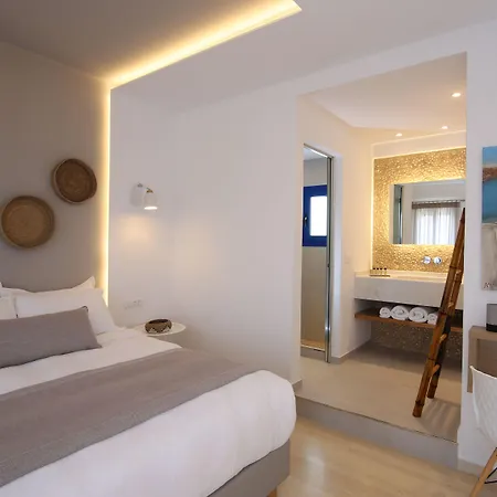 Louis Santorini 4*