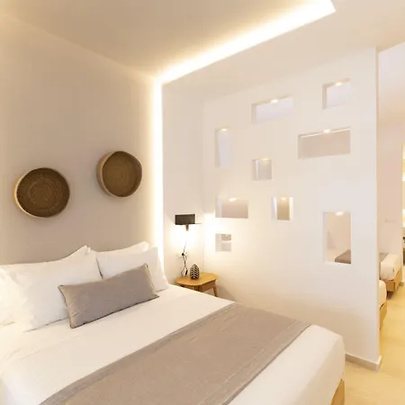 Louis Santorini 4*