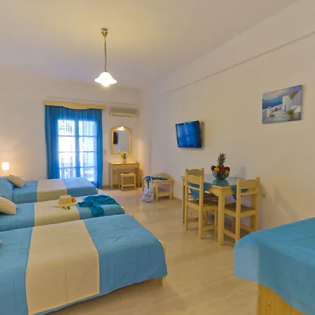 Louis Santorini Aparthotel