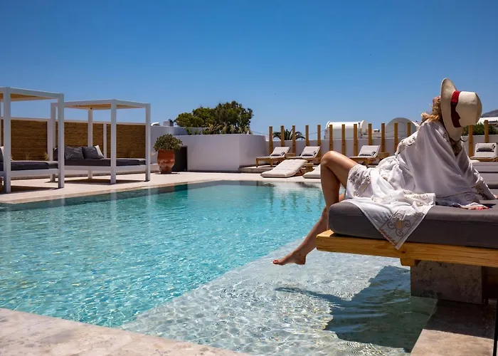 Louis Santorini Apartahotel