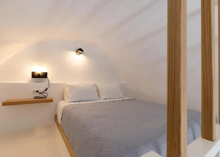 Apartahotel Louis Santorini Kamári