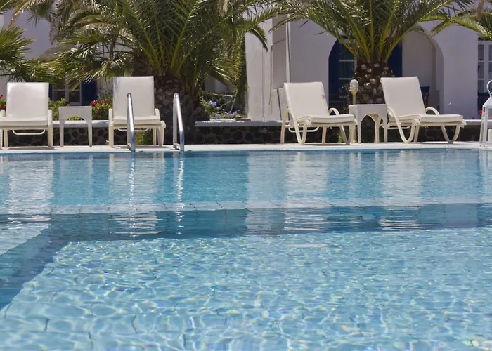 Apartahotel Louis Santorini