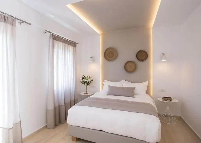 Louis Santorini Apartahotel Kamári