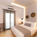 Louis Santorini 4*