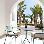 Louis Santorini Hotel apartamentowy Kamári